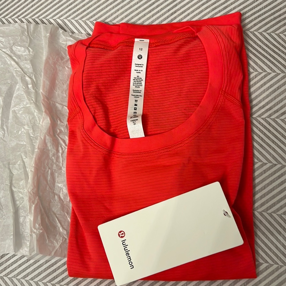 BRAND NEW lululemon Swiftly tech long sleeved race shirt in neon coral